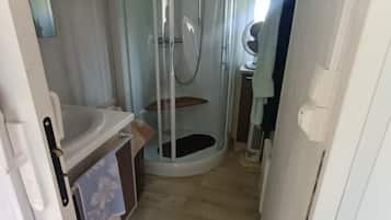 Een douche, een haardroger