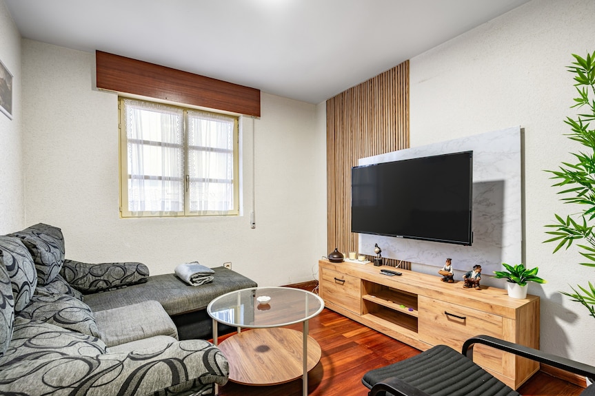 Apartment 'Centro Y Mar En Llanes' With Sea View And Wi-fi - Llanes