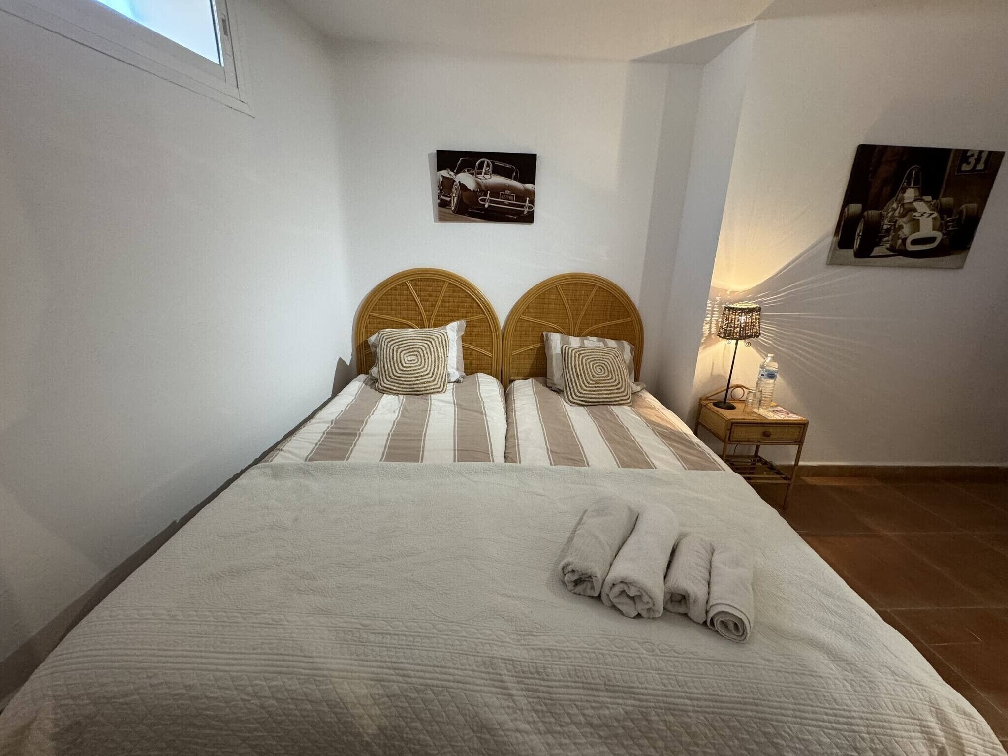 Bügeleisen/Bügelbrett, WLAN, Bettwäsche