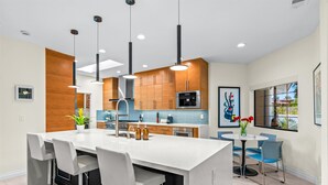 Private kitchen - The Donna House - A Ryson Property (Palm Springs)