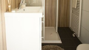 Unclassified image, 3 of 10, button - Holiday Home in Breskens With Terrace (Breskens)