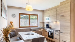 Unclassified image, 4 of 29, button - Apartment Viktoria – Mountain Views, Terrace and Accessible Comfort (Ried im Zillertal)