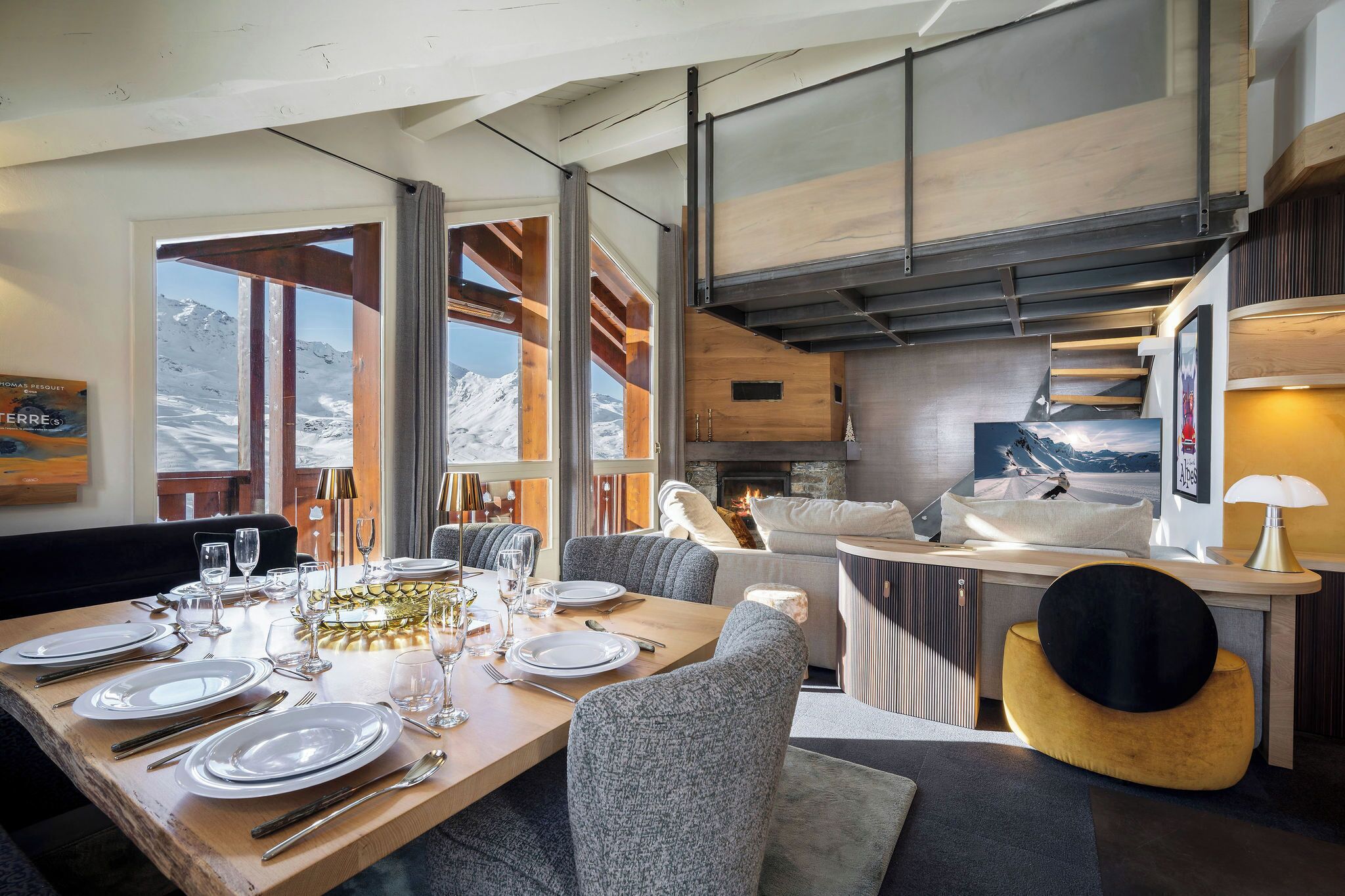 Chalet de lujo, balcón, vista a la montaña | Restaurantes
