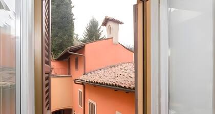 Papavero Accademia Carrara – Apartment with Terrace near Accademia Carrara