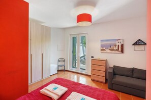 Bügeleisen/Bügelbrett, WLAN, Bettwäsche