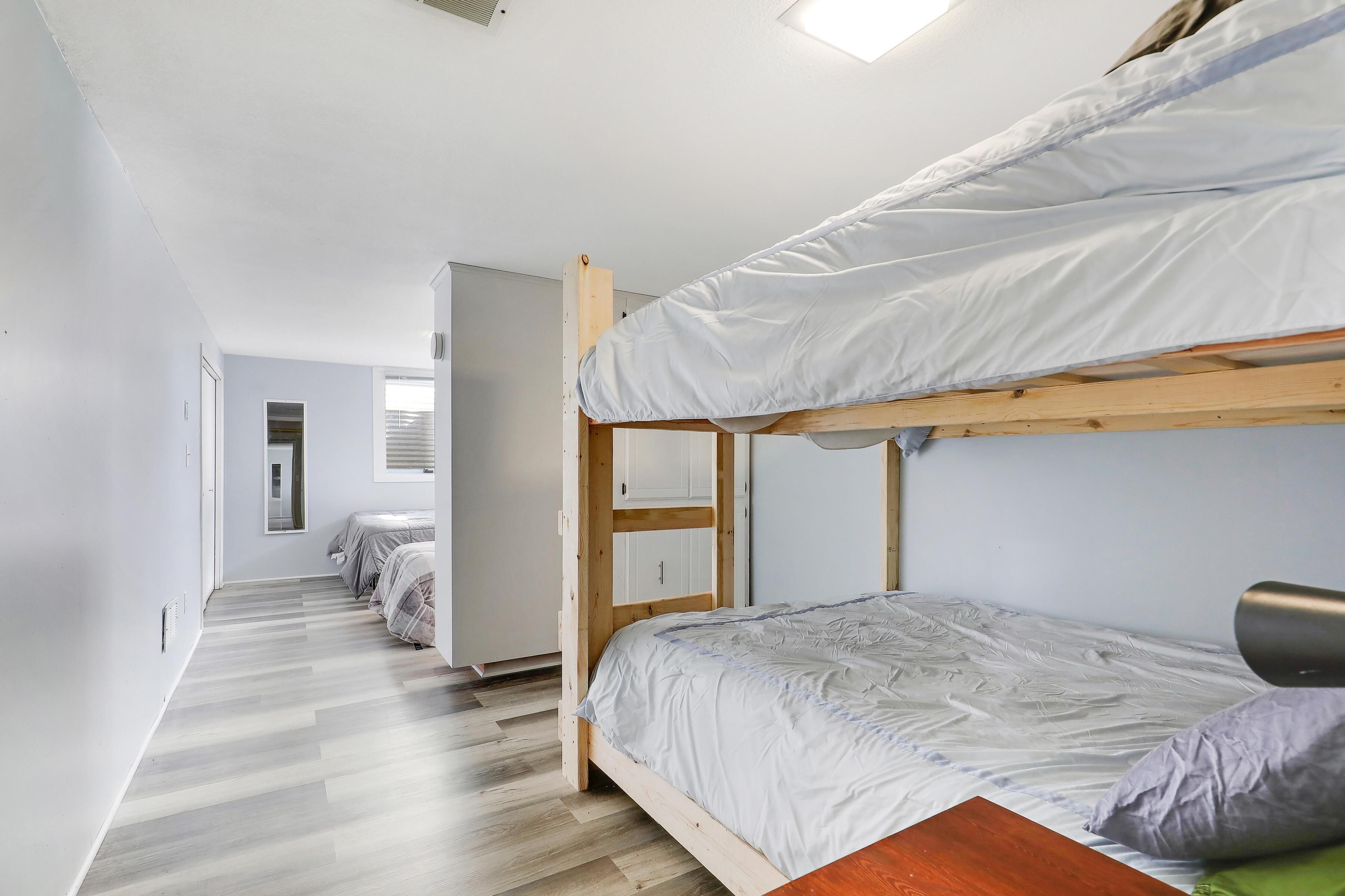 3 chambres, fer et planche à repasser, Wi-Fi gratuit