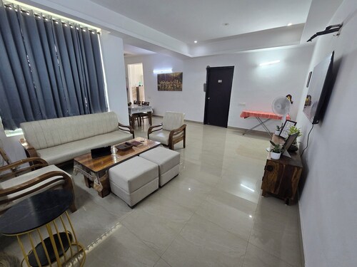 Luxury 3BHK Stay | VIP Road Zirakpur | Near Chandigarh Airport
