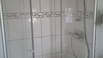 Chuveiro, secador de cabelo