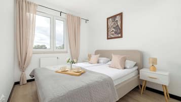 Desk, iron/ironing board, travel crib, WiFi