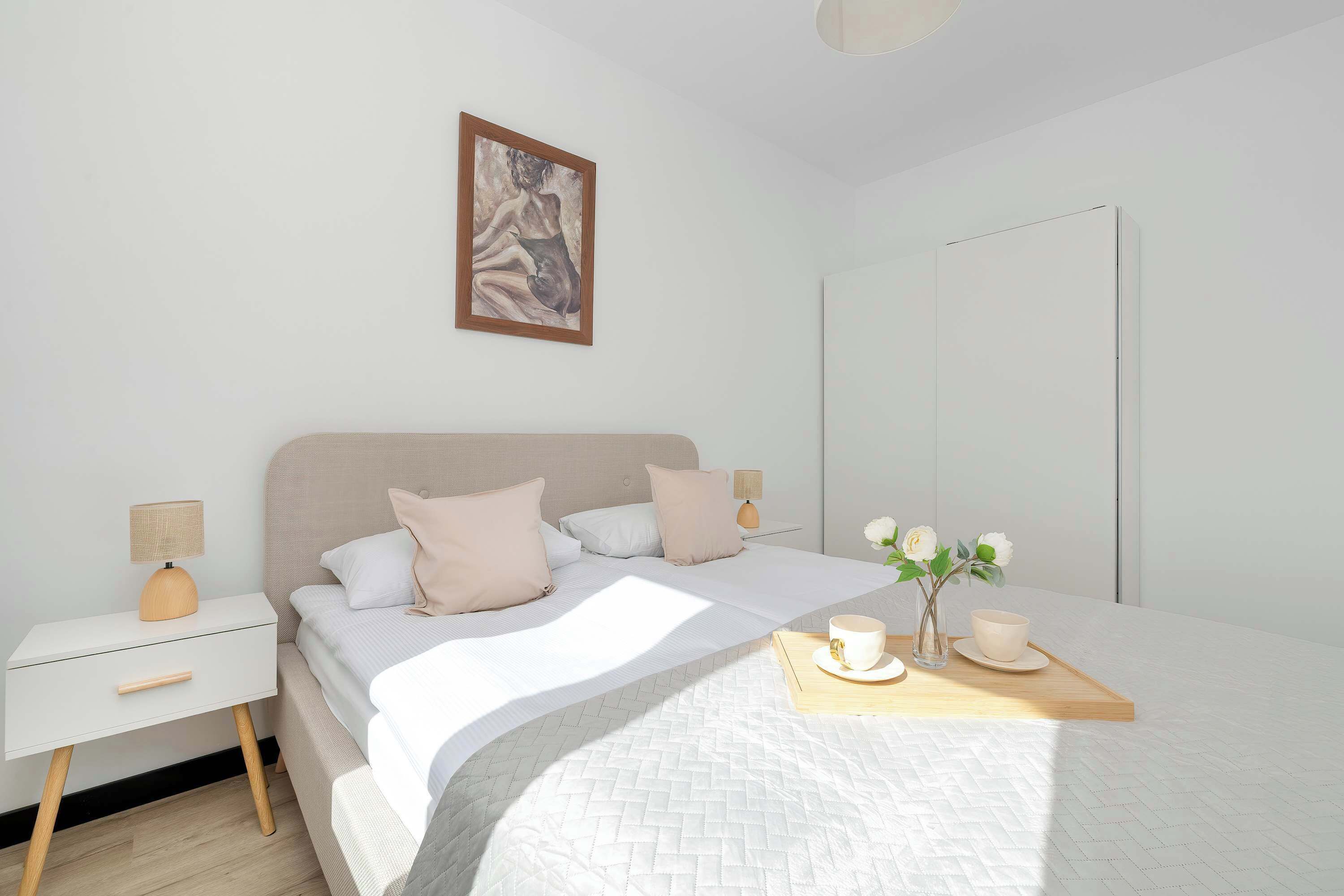 Desk, iron/ironing board, travel cot, WiFi