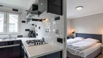 House | 5 bedrooms, individually furnished