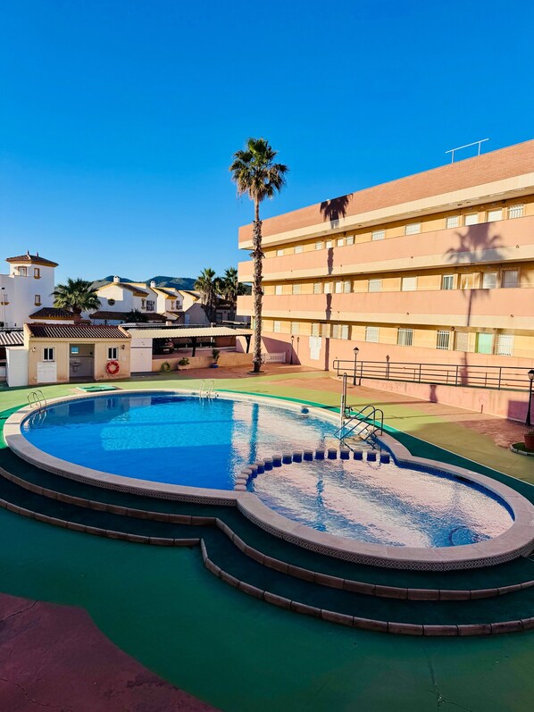 Pool - Apartment 'Casa Sol Mar Menor' with Shared Pool, Balcony and Wi-Fi (Los Nietos)