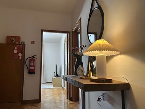 Interior - Driftwood – Cozy Retreat Near the Sea (Matosinhos)