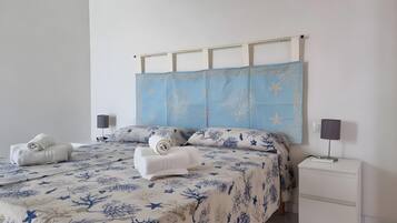 WiFi, bed sheets
