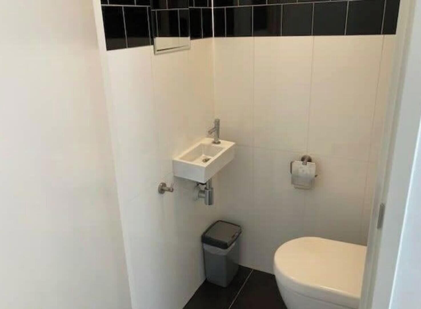 House | Bathroom