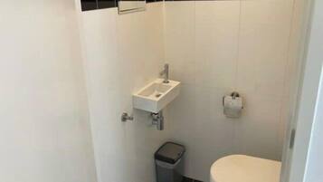 House | Bathroom