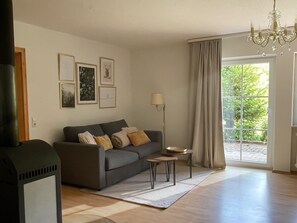Fernseher, Kamin