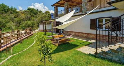 Calipso Apartment with Private Garden and Air Conditioning