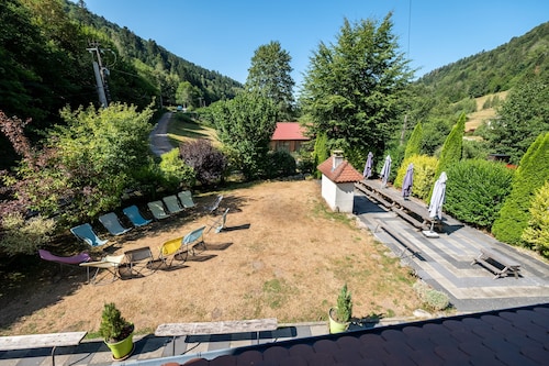 Gîte l'Evasion, Group Accommodation for 20 to 35 Guests