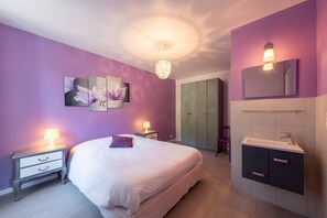 12 Schlafzimmer, WLAN, Bettwäsche