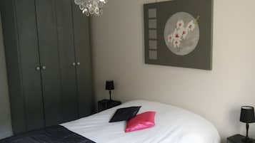 WiFi, bed sheets
