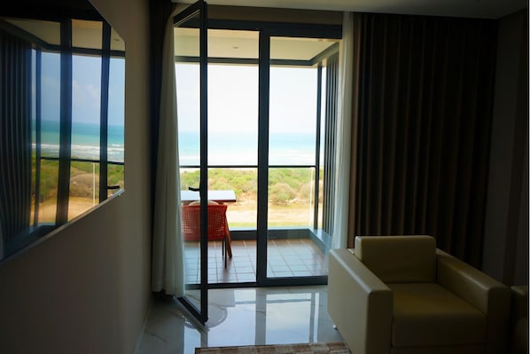 Suite, Sea View