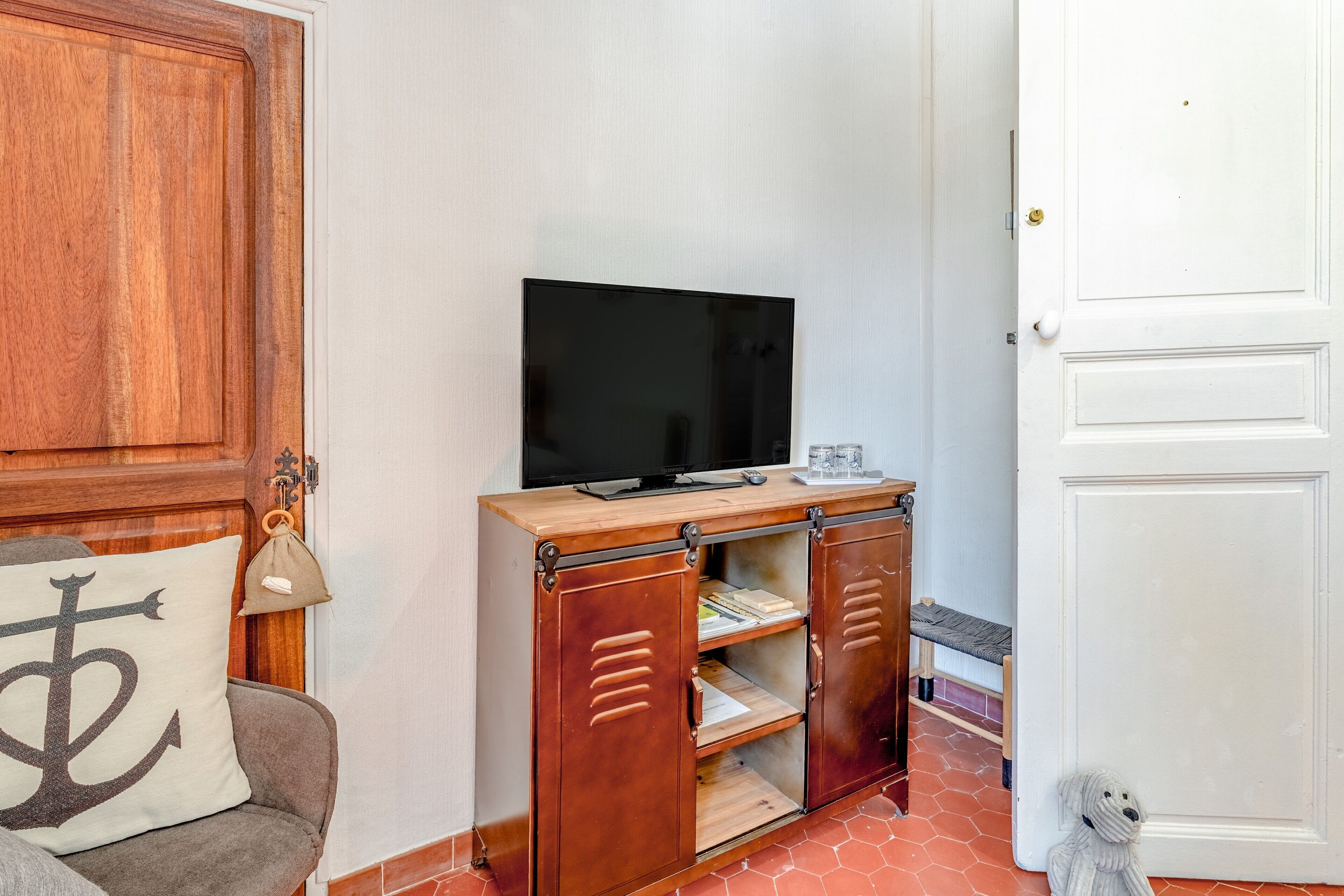 Fernseher