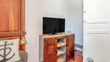 Fernseher