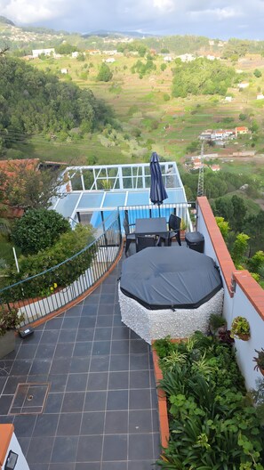 Outdoor dining - Bungalow 'Private House Ocean View - 1' with Shared Pool, Garden & Wi-Fi (Gaula)