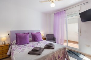 Ferros/tábuas de passar roupa, Wi-Fi, roupa de cama