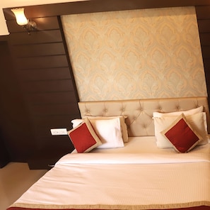 Tiger Suite - The Dabs Tiger Tails Hotel (Kumbhalgarh)