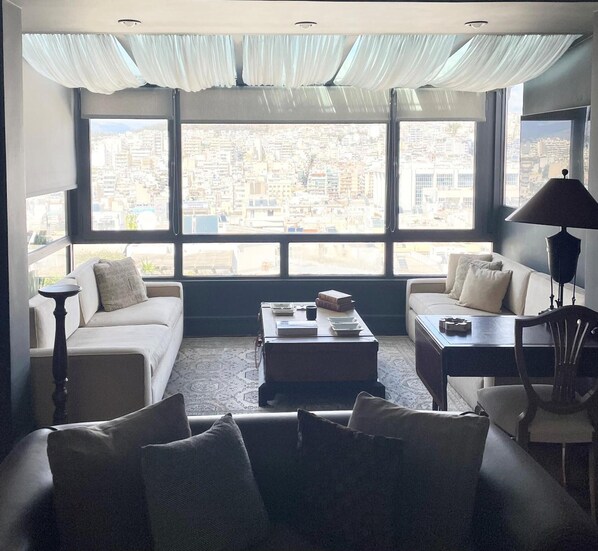 TV, fireplace - Luxury Penthouse with Private Pool, Terrace, and Stunning Views (Athens)