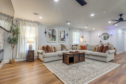 8 Mi to Dtwn ATL & Airport! Group Hub w/ Game Room