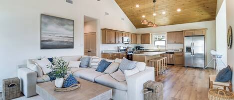 House (4 Bedrooms) | Front of property