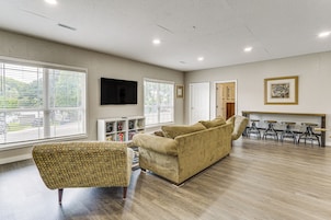 Casa (2 Bedrooms) | Interior
