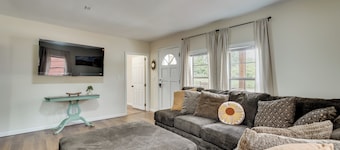 Historic Louisville Steps Away! Work & Play Home