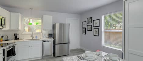 Apartment (0 Bedroom) | Interior