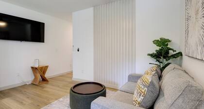 Close to Dtwn & Med Center: Knoxville Home Base