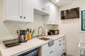 Apartment (0 Bedroom) | Bahagian dalam