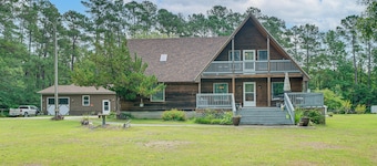 10-acre Retreat w/ Hiking! Gateway to Holden Beach