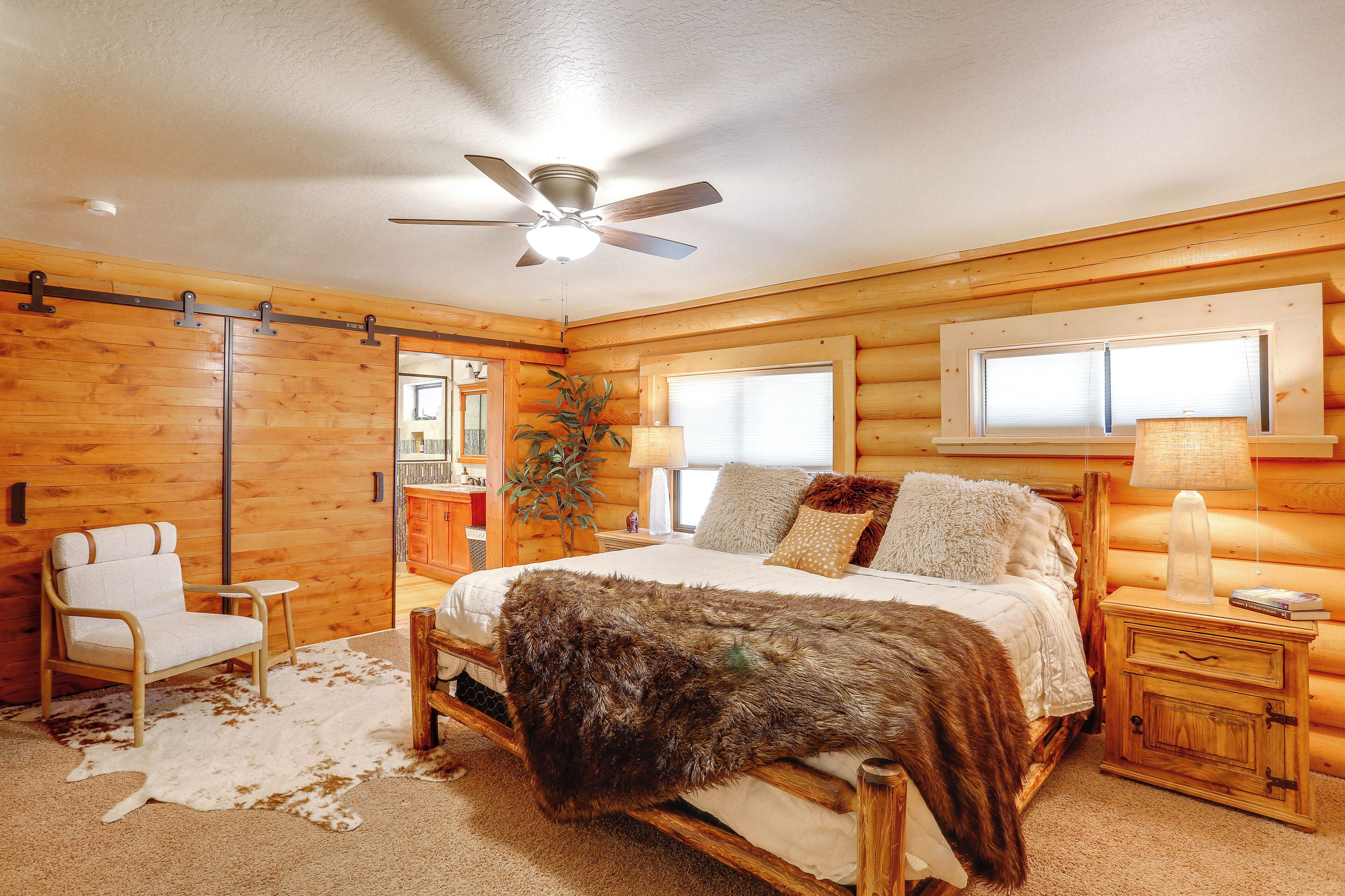 House (3 Bedrooms) | Interior