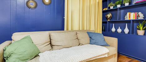 Căn hộ (0 Bedroom) | Mặt tiền nơi lưu trú