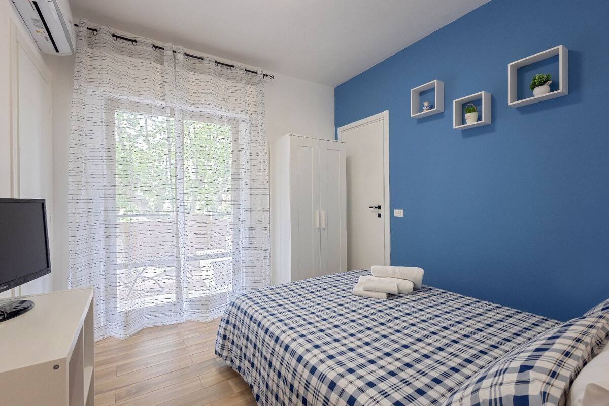 Economy Double Room, City View | Blackout curtains, soundproofing, iron/ironing board (on request)