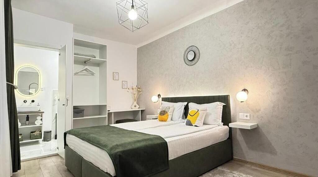 1 bedroom, iron/ironing board, WiFi, bed sheets