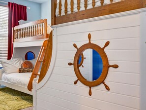 5 bedrooms, iron/ironing board, WiFi, bed sheets - Modern Championsgate Pool Villa Waterparks! Disney. 616 (Kissimmee)