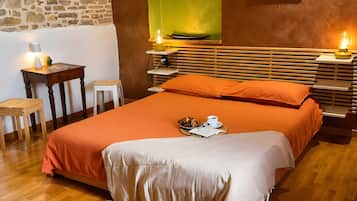 WiFi, bed sheets