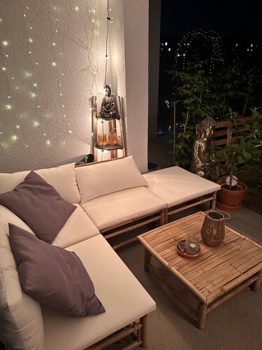 Light-Filled Apartment with Terrace and Garden