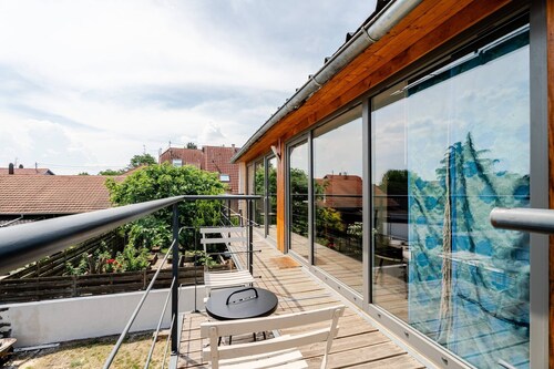 Apartment "L'Hirondelle" with Wi-Fi and Air Conditioning