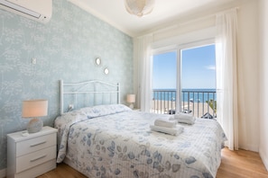 Unclassified image, 4 of 26, button - Holiday Home 'Casita Beach - 060' with Sea View, Wi-Fi and Air Conditioning (Algarrobo-Costa)