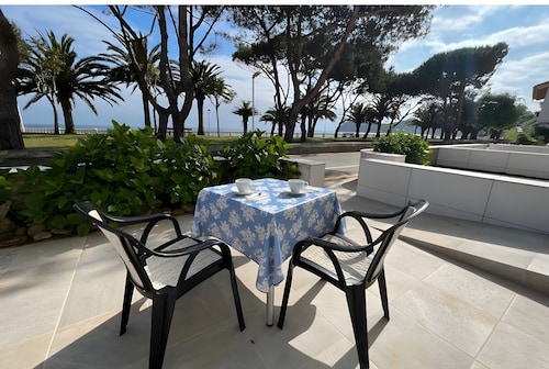 Comillas 30 Beachfront Apartment with Sea Views and Private Terrace